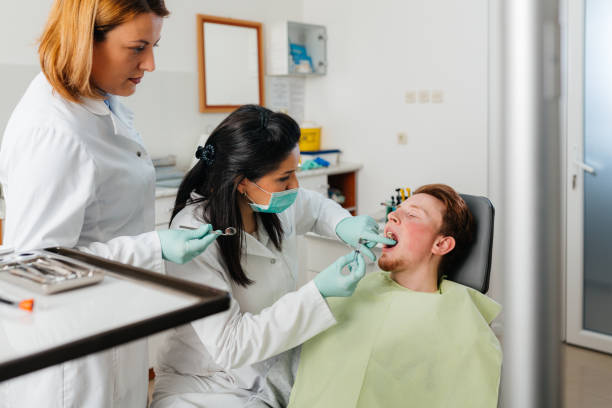 Best Emergency Dental Care for Broken or Chipped Teeth in Springville, IA